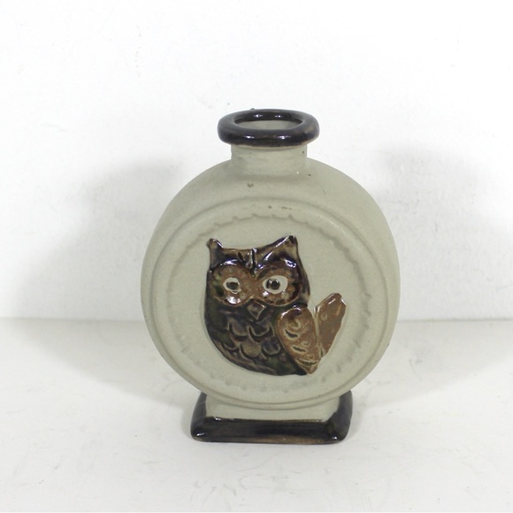 Vintage Small Japanese Owl Bud Vase - Picture 2 of 7